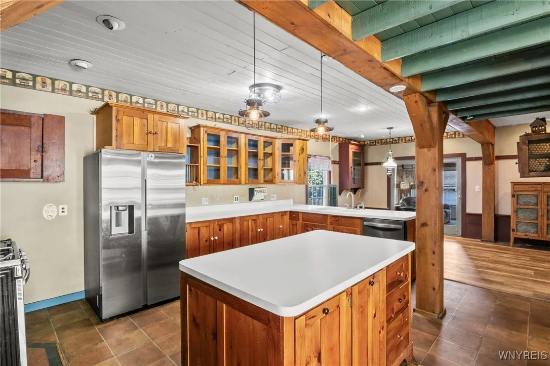 401 Eden St Street, Buffalo, New York 14220, Buffalo, New York 14220, 2 Bedrooms Bedrooms, 7 Rooms Rooms,2 BathroomsBathrooms,Residential,Closed,401 Eden St Street, Buffalo, New York 14220,0,B1630623