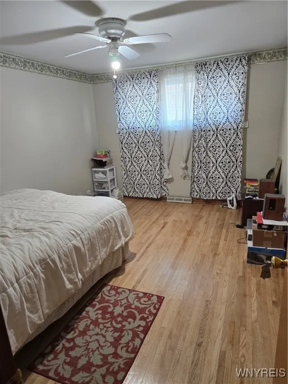 126 Leonore Road, Amherst, New York 14226, Amherst, New York 14226, 3 Bedrooms Bedrooms, 7 Rooms Rooms,2 BathroomsBathrooms,Residential,For Sale,126 Leonore Road, Amherst, New York 14226,B1623535