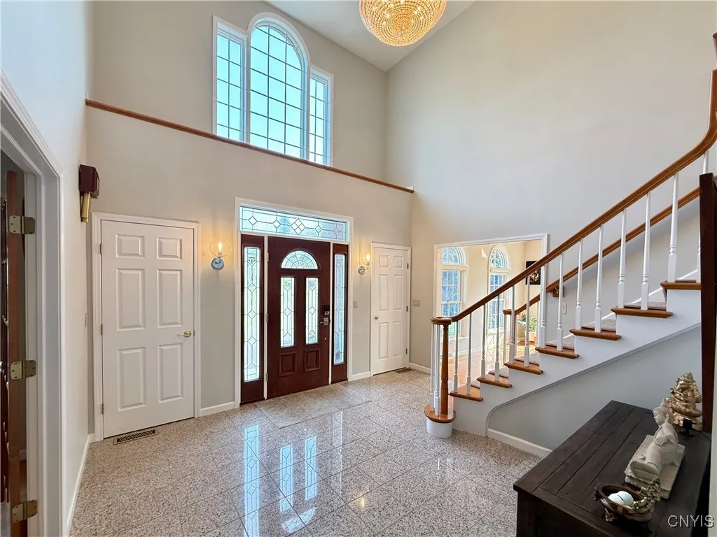 22 Oakwood Drive, New Hartford, New York 13413, New Hartford, New York 13413, 5 Bedrooms Bedrooms, 15 Rooms Rooms,4 BathroomsBathrooms,Residential,Closed,22 Oakwood Drive, New Hartford, New York 13413,0,S1627773