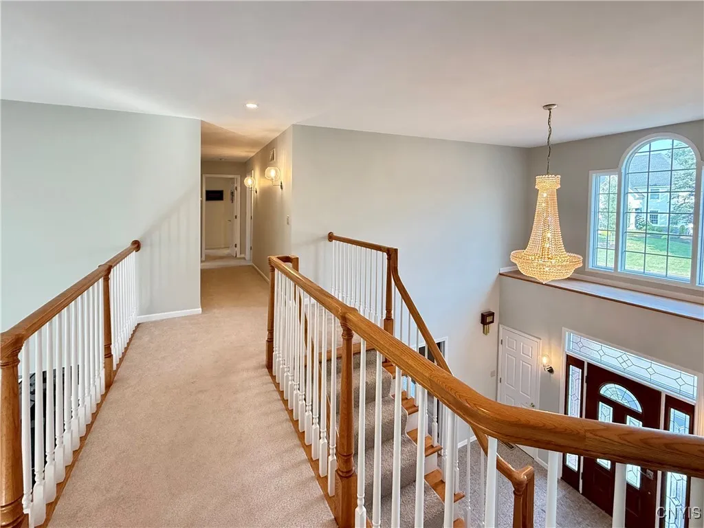 22 Oakwood Drive, New Hartford, New York 13413, New Hartford, New York 13413, 5 Bedrooms Bedrooms, 15 Rooms Rooms,4 BathroomsBathrooms,Residential,Closed,22 Oakwood Drive, New Hartford, New York 13413,0,S1627773