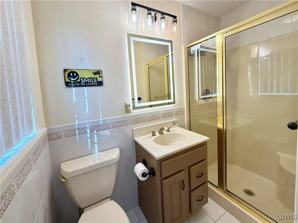 22 Oakwood Drive, New Hartford, New York 13413, New Hartford, New York 13413, 5 Bedrooms Bedrooms, 15 Rooms Rooms,4 BathroomsBathrooms,Residential,Closed,22 Oakwood Drive, New Hartford, New York 13413,0,S1627773