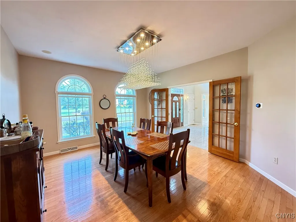 22 Oakwood Drive, New Hartford, New York 13413, New Hartford, New York 13413, 5 Bedrooms Bedrooms, 15 Rooms Rooms,4 BathroomsBathrooms,Residential,Closed,22 Oakwood Drive, New Hartford, New York 13413,0,S1627773