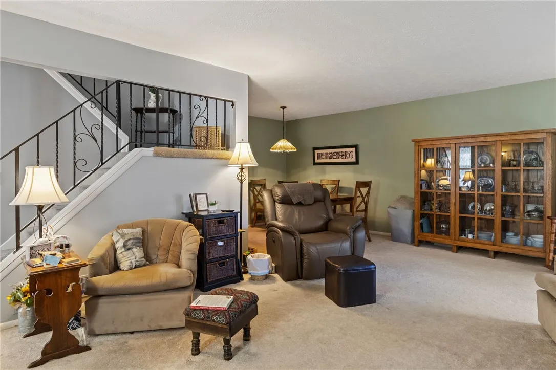 22 Braintree Crescent, Penfield, New York 14526, Penfield, New York 14526, 3 Bedrooms Bedrooms, 10 Rooms Rooms,3 BathroomsBathrooms,Residential,Closed,22 Braintree Crescent, Penfield, New York 14526,0,R1628063