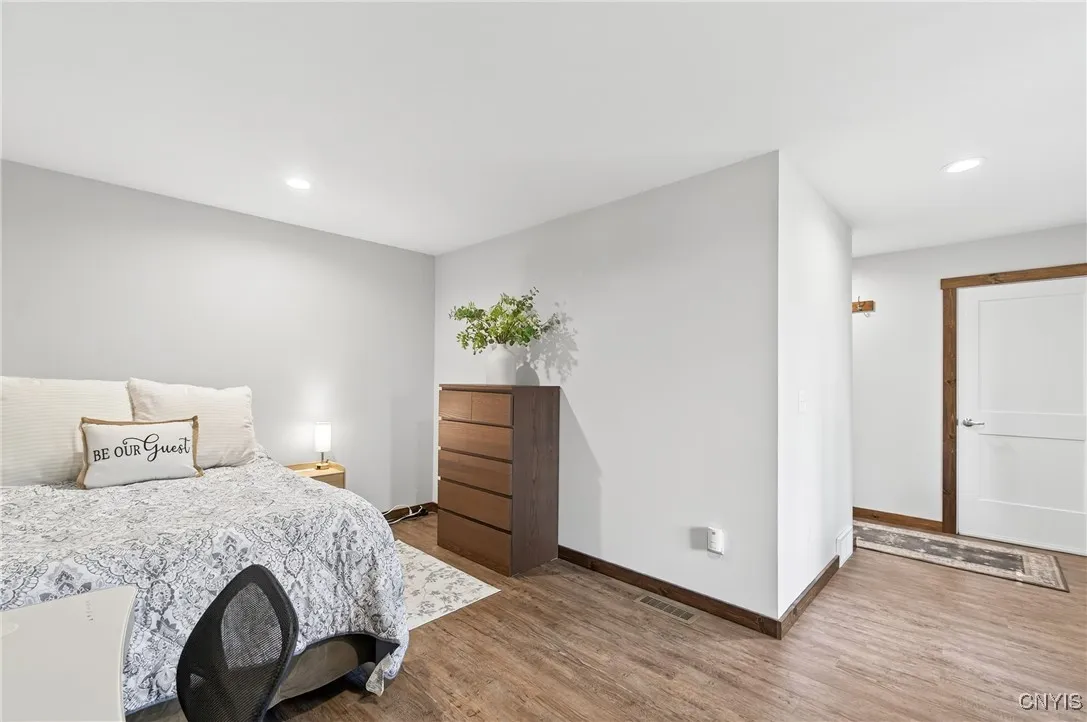 140 Xavier Circle, Syracuse, New York 13210, Syracuse, New York 13210, 2 Bedrooms Bedrooms, 5 Rooms Rooms,2 BathroomsBathrooms,Residential,Closed,140 Xavier Circle, Syracuse, New York 13210,0,S1628360