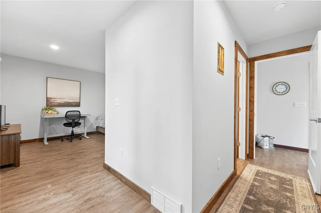 140 Xavier Circle, Syracuse, New York 13210, Syracuse, New York 13210, 2 Bedrooms Bedrooms, 5 Rooms Rooms,2 BathroomsBathrooms,Residential,Closed,140 Xavier Circle, Syracuse, New York 13210,0,S1628360