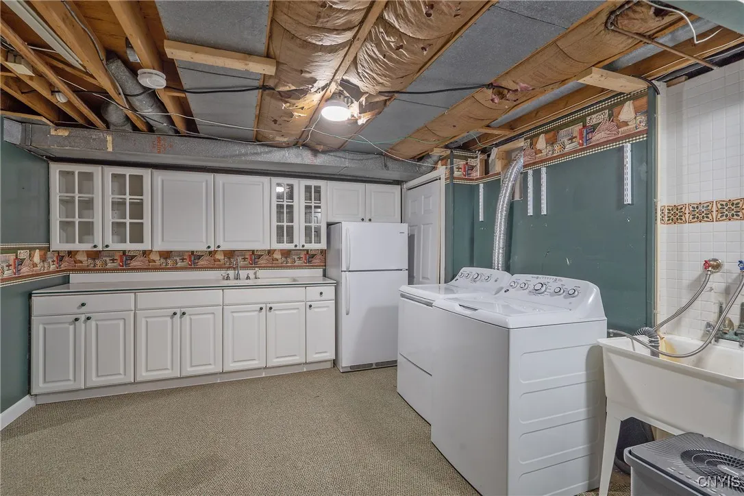 Laundry Room / Kitchenette in the Basement