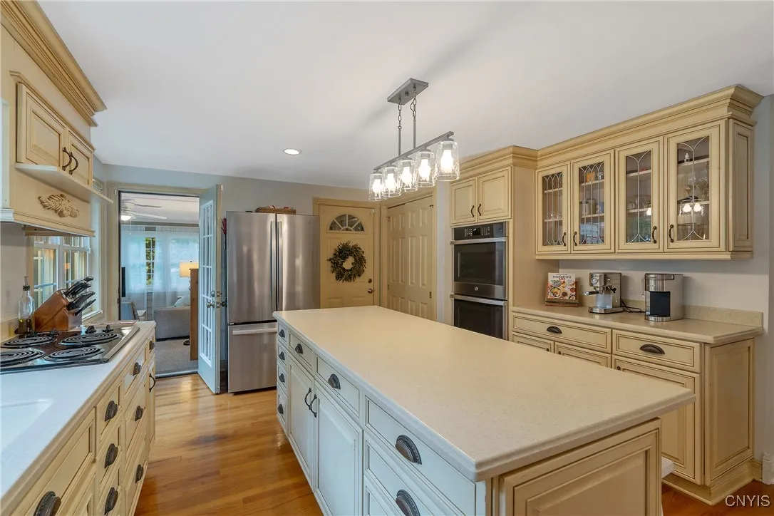 Tons of counter space!