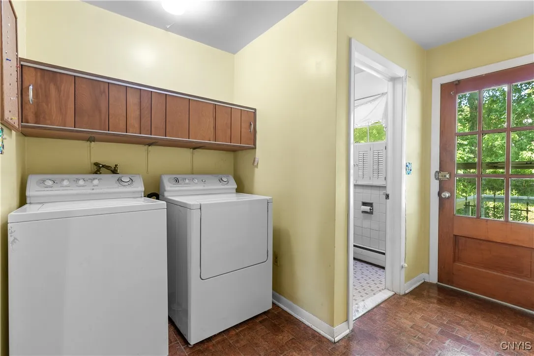 114 Harts Hill Terrace, Whitestown, New York 13492, Whitestown, New York 13492, 4 Bedrooms Bedrooms, 7 Rooms Rooms,2 BathroomsBathrooms,Residential,Closed,114 Harts Hill Terrace, Whitestown, New York 13492,0,S1629221