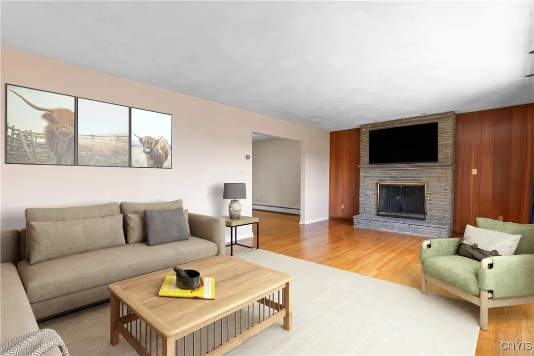 114 Harts Hill Terrace, Whitestown, New York 13492, Whitestown, New York 13492, 4 Bedrooms Bedrooms, 7 Rooms Rooms,2 BathroomsBathrooms,Residential,Closed,114 Harts Hill Terrace, Whitestown, New York 13492,0,S1629221