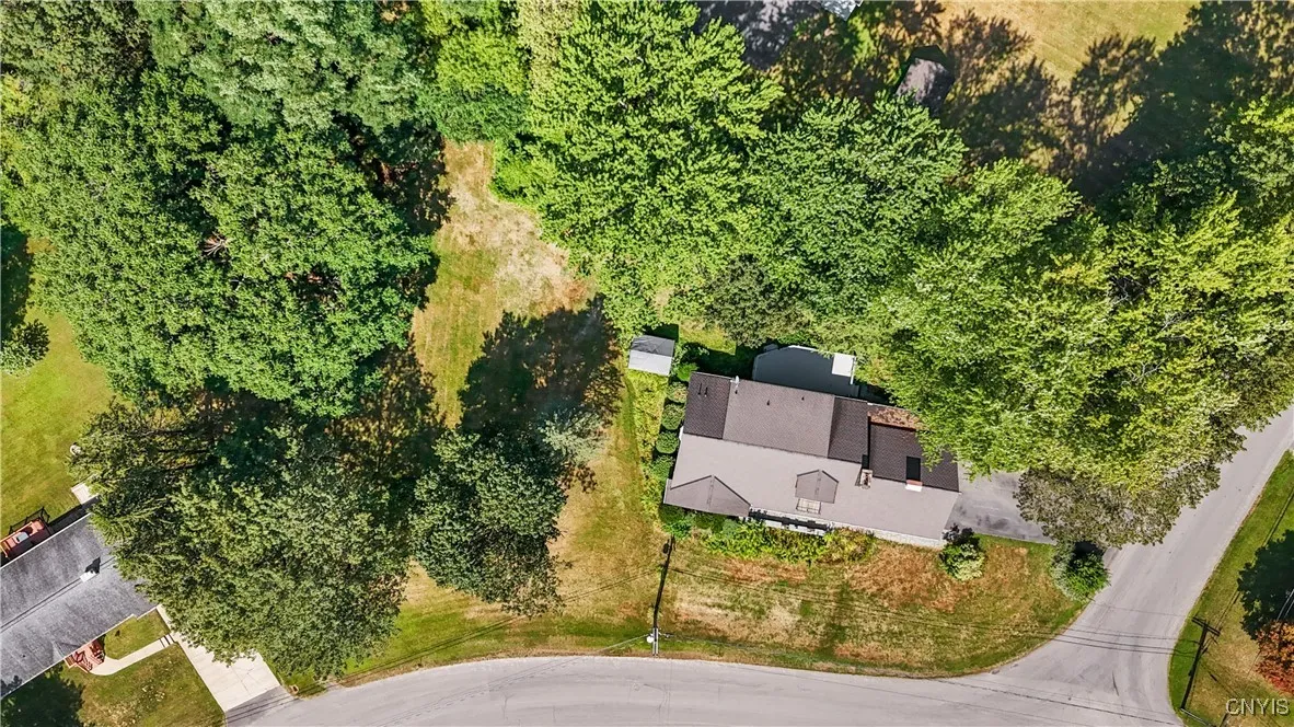 114 Harts Hill Terrace, Whitestown, New York 13492, Whitestown, New York 13492, 4 Bedrooms Bedrooms, 7 Rooms Rooms,2 BathroomsBathrooms,Residential,Closed,114 Harts Hill Terrace, Whitestown, New York 13492,0,S1629221