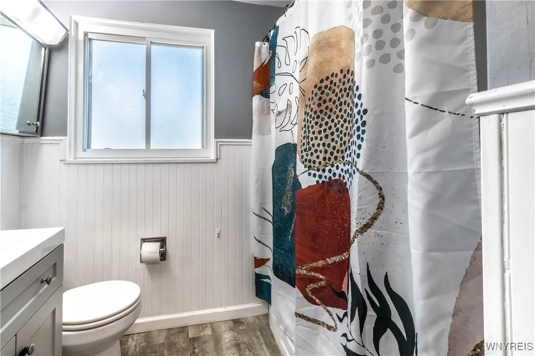 Full bathroom downstairs
 Full bathroom downstairs