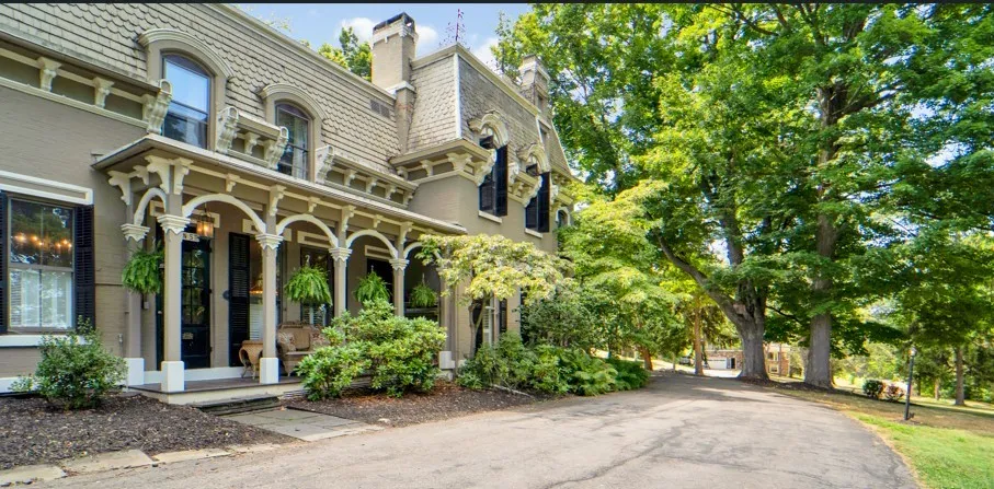 187 South Main Street, Perinton, New York 14450, Perinton, New York 14450, 4 Bedrooms Bedrooms, 13 Rooms Rooms,2 BathroomsBathrooms,Residential,Closed,187 South Main Street, Perinton, New York 14450,0,R1628550