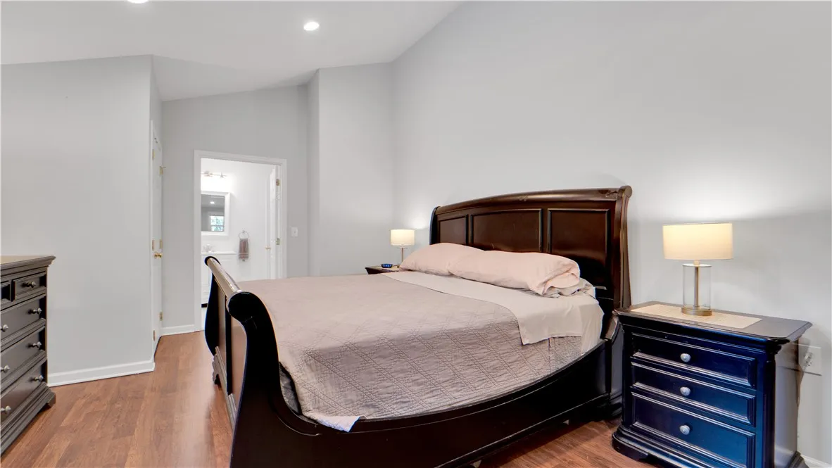 187 South Main Street, Perinton, New York 14450, Perinton, New York 14450, 4 Bedrooms Bedrooms, 13 Rooms Rooms,2 BathroomsBathrooms,Residential,Closed,187 South Main Street, Perinton, New York 14450,0,R1628550