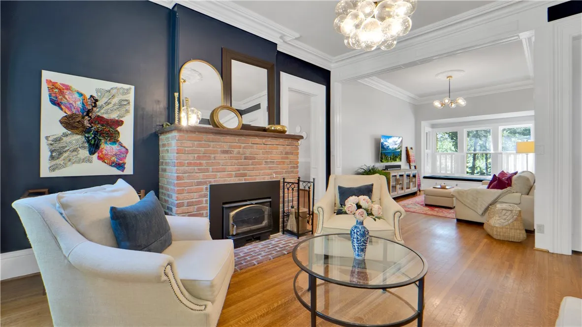 187 South Main Street, Perinton, New York 14450, Perinton, New York 14450, 4 Bedrooms Bedrooms, 13 Rooms Rooms,2 BathroomsBathrooms,Residential,Closed,187 South Main Street, Perinton, New York 14450,0,R1628550