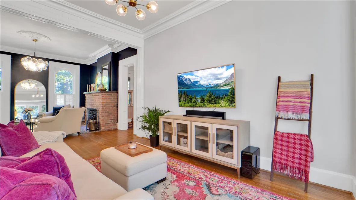 187 South Main Street, Perinton, New York 14450, Perinton, New York 14450, 4 Bedrooms Bedrooms, 13 Rooms Rooms,2 BathroomsBathrooms,Residential,Closed,187 South Main Street, Perinton, New York 14450,0,R1628550