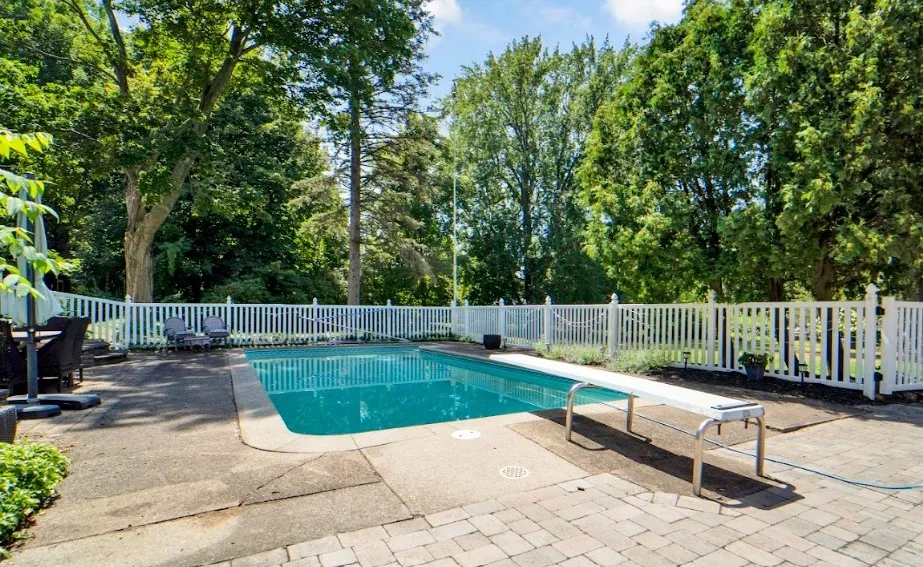 187 South Main Street, Perinton, New York 14450, Perinton, New York 14450, 4 Bedrooms Bedrooms, 13 Rooms Rooms,2 BathroomsBathrooms,Residential,Closed,187 South Main Street, Perinton, New York 14450,0,R1628550