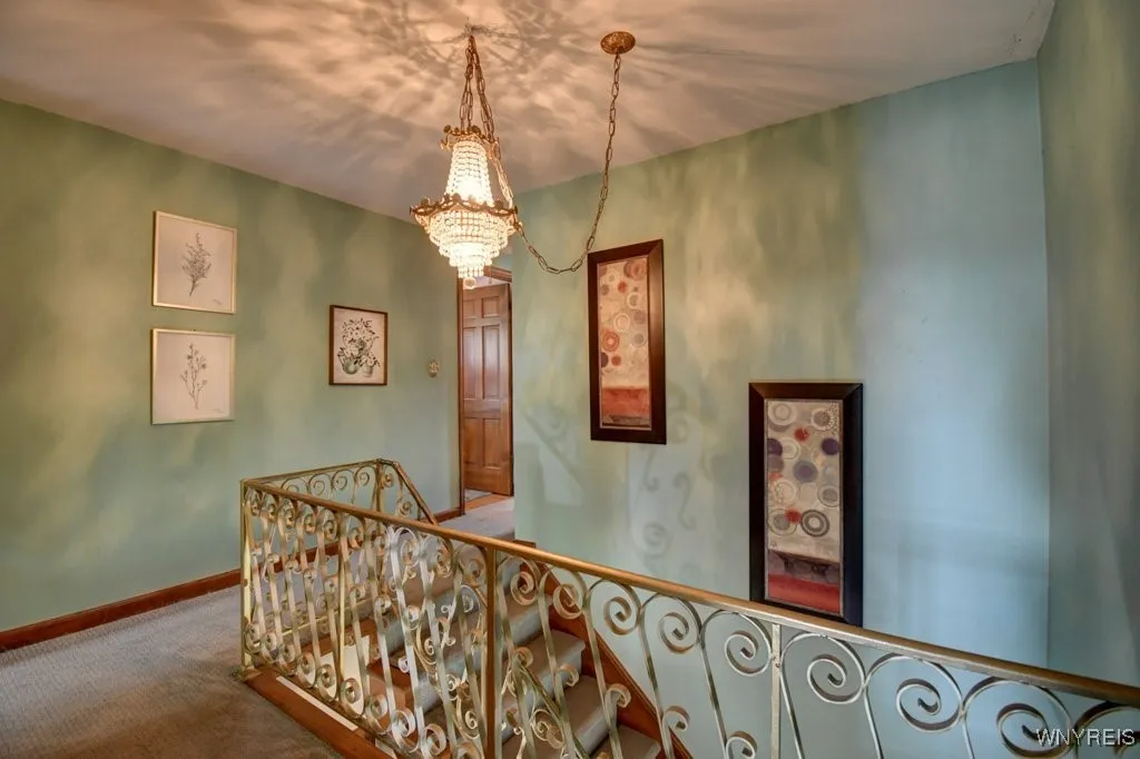 261 Rolling Green Lane, Elma, New York 14059, Elma, New York 14059, 4 Bedrooms Bedrooms, 12 Rooms Rooms,2 BathroomsBathrooms,Residential,Closed,261 Rolling Green Lane, Elma, New York 14059,0,B1630392