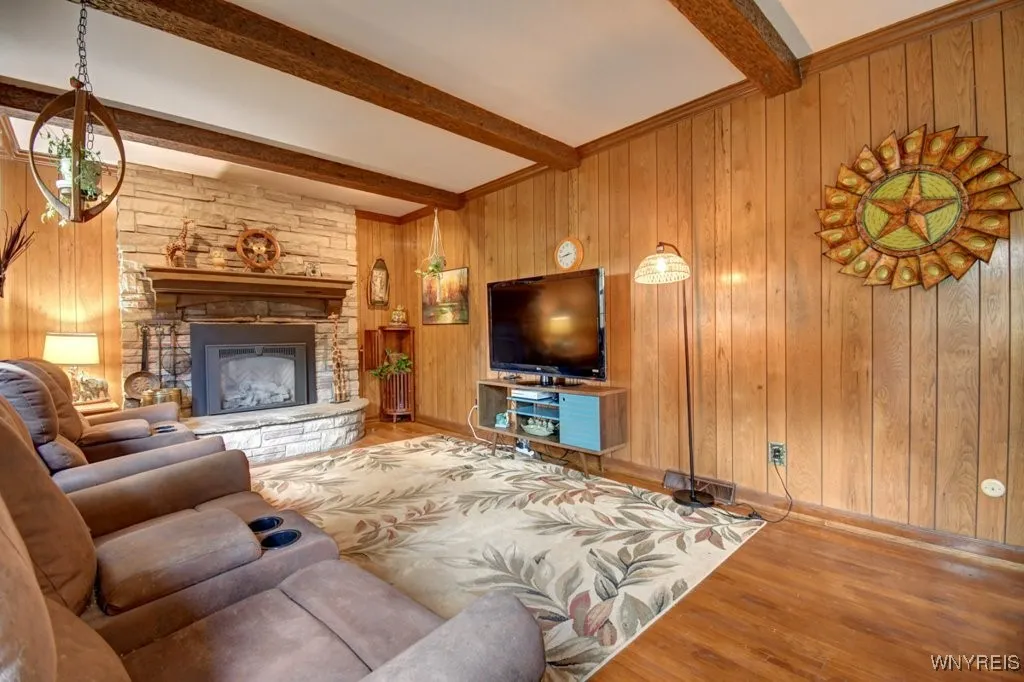 261 Rolling Green Lane, Elma, New York 14059, Elma, New York 14059, 4 Bedrooms Bedrooms, 12 Rooms Rooms,2 BathroomsBathrooms,Residential,Closed,261 Rolling Green Lane, Elma, New York 14059,0,B1630392