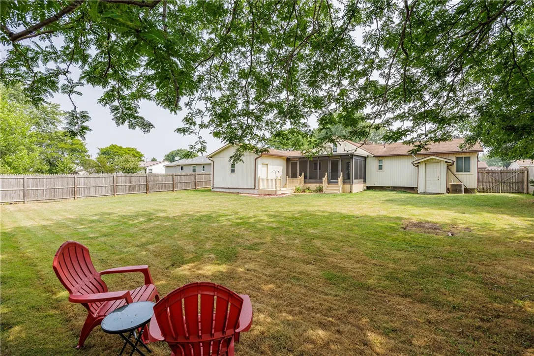 27 Ezio Drive, Gates, New York 14606, Gates, New York 14606, 3 Bedrooms Bedrooms, 6 Rooms Rooms,2 BathroomsBathrooms,Residential,Closed,27 Ezio Drive, Gates, New York 14606,0,R1626994