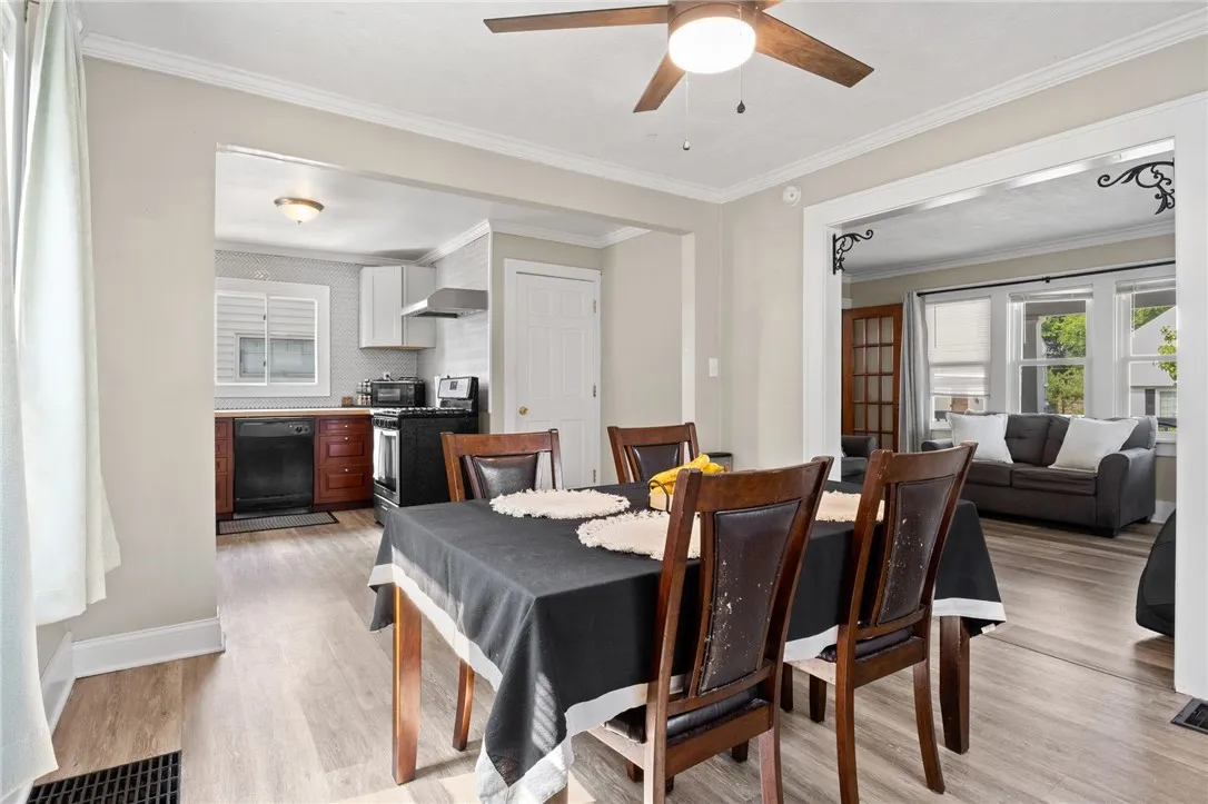 66 Dorset Street, Rochester, New York 14609, Rochester, New York 14609, 3 Bedrooms Bedrooms, 8 Rooms Rooms,2 BathroomsBathrooms,Residential,Closed,66 Dorset Street, Rochester, New York 14609,0,R1629691
