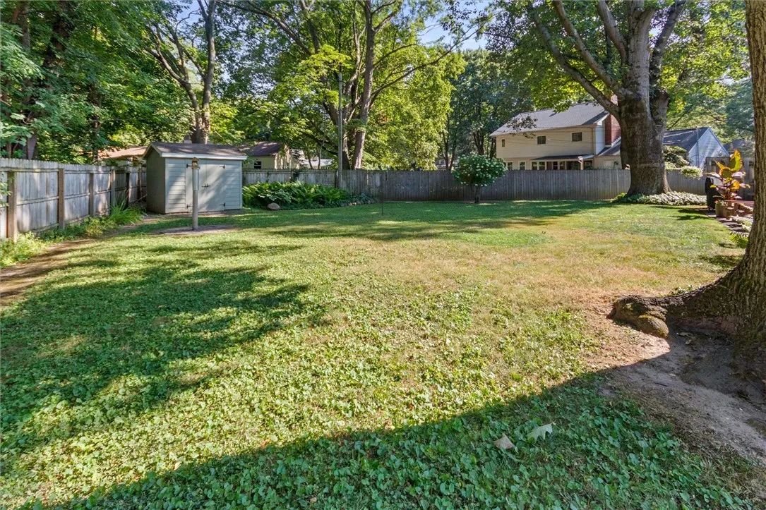 38 Crescent Road, Perinton, New York 14450, Perinton, New York 14450, 3 Bedrooms Bedrooms, 7 Rooms Rooms,1 BathroomBathrooms,Residential,Closed,38 Crescent Road, Perinton, New York 14450,0,R1630562