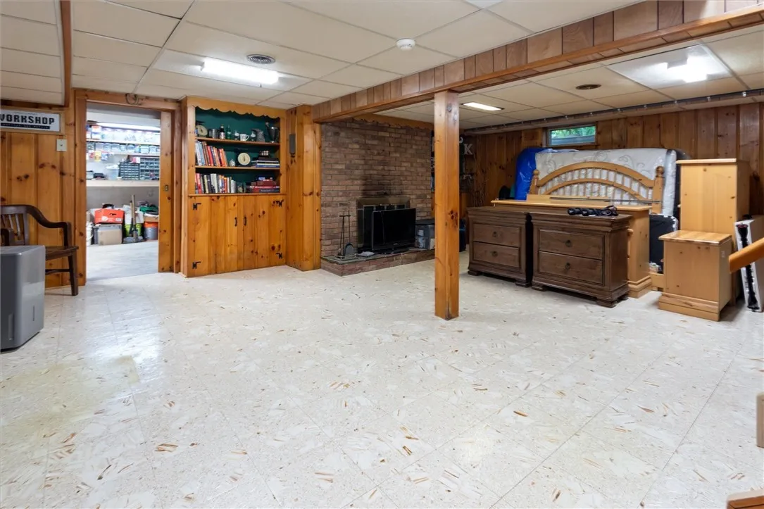 38 Crescent Road, Perinton, New York 14450, Perinton, New York 14450, 3 Bedrooms Bedrooms, 7 Rooms Rooms,1 BathroomBathrooms,Residential,Closed,38 Crescent Road, Perinton, New York 14450,0,R1630562