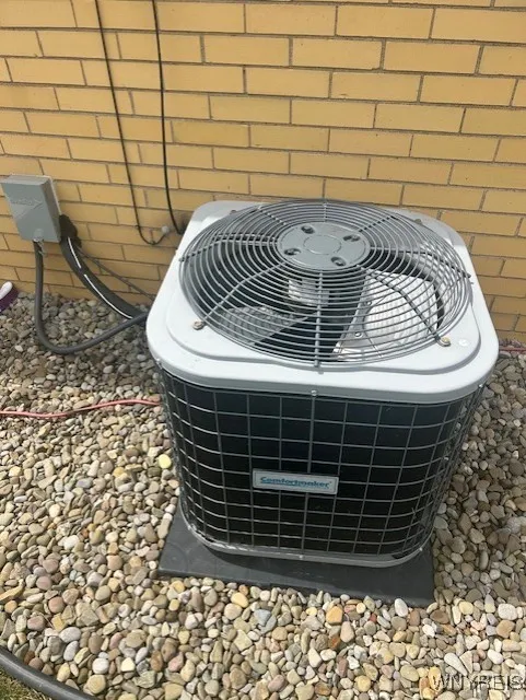 27 Thruway Court, Cheektowaga, New York 14225, Cheektowaga, New York 14225, 3 Bedrooms Bedrooms, 6 Rooms Rooms,1 BathroomBathrooms,Residential,Closed,27 Thruway Court, Cheektowaga, New York 14225,0,B1630434