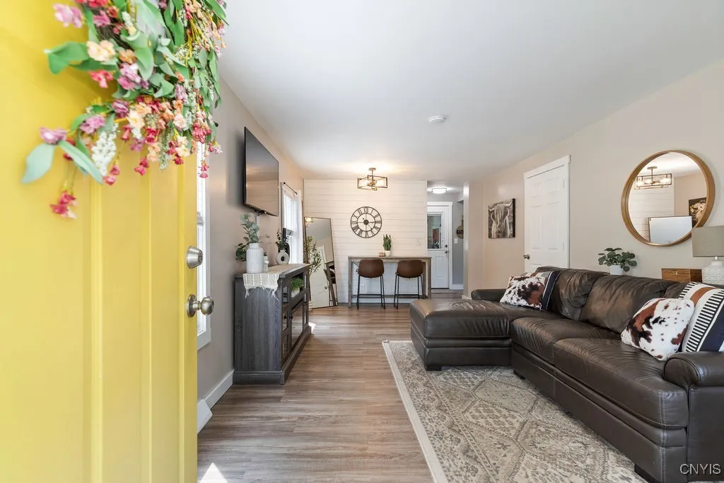 109 Grove Street, Cicero, New York 13212, Cicero, New York 13212, 3 Bedrooms Bedrooms, 5 Rooms Rooms,1 BathroomBathrooms,Residential,Closed,109 Grove Street, Cicero, New York 13212,0,S1629685