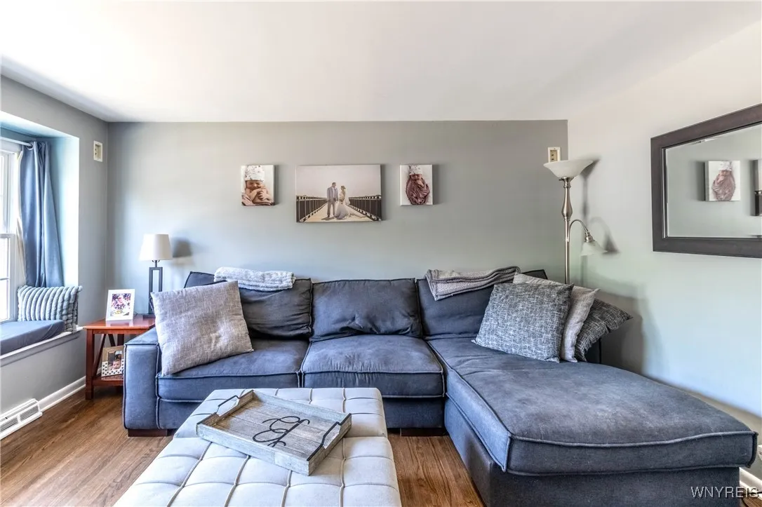 61 Leonore Road, Amherst, New York 14226, Amherst, New York 14226, 3 Bedrooms Bedrooms, 5 Rooms Rooms,3 BathroomsBathrooms,Residential,For Sale,61 Leonore Road, Amherst, New York 14226,B1630732