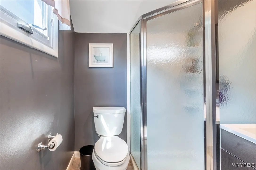 61 Leonore Road, Amherst, New York 14226, Amherst, New York 14226, 3 Bedrooms Bedrooms, 5 Rooms Rooms,3 BathroomsBathrooms,Residential,For Sale,61 Leonore Road, Amherst, New York 14226,B1630732