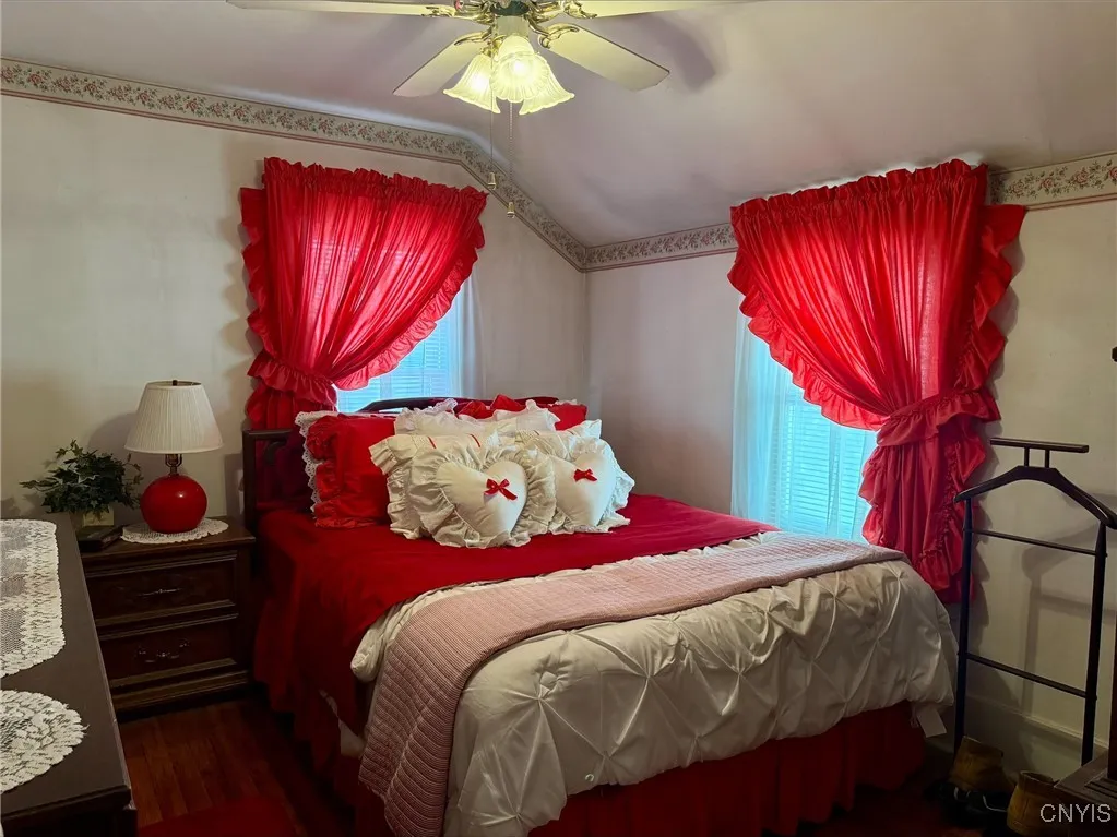 259 Girard Avenue, Syracuse, New York 13207, Syracuse, New York 13207, 3 Bedrooms Bedrooms, 5 Rooms Rooms,1 BathroomBathrooms,Residential,Closed,259 Girard Avenue, Syracuse, New York 13207,0,S1630296