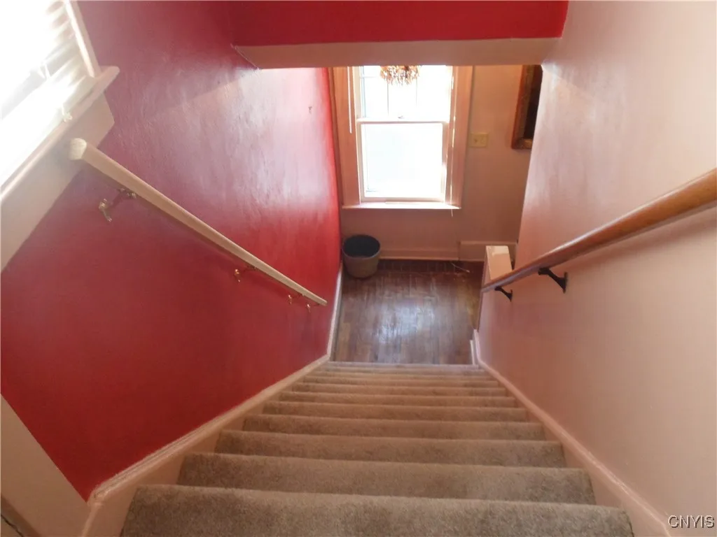 206 Lillian Avenue, Syracuse, New York 13206, Syracuse, New York 13206, 4 Bedrooms Bedrooms, 9 Rooms Rooms,2 BathroomsBathrooms,Residential,For Sale,206 Lillian Avenue, Syracuse, New York 13206,0,S1629555