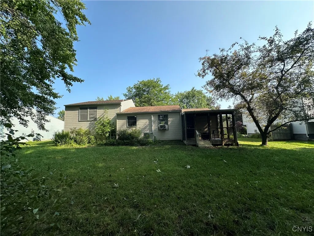 4166 Balboa Drive, Clay, New York 13090, Clay, New York 13090, 3 Bedrooms Bedrooms, 10 Rooms Rooms,1 BathroomBathrooms,Residential,Closed,4166 Balboa Drive, Clay, New York 13090,0,S1630751