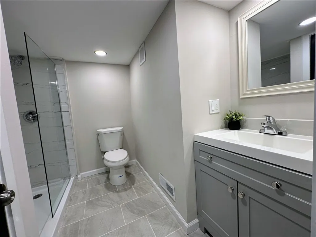 134 Apollo Drive, Greece, New York 14626, Greece, New York 14626, 4 Bedrooms Bedrooms, 7 Rooms Rooms,2 BathroomsBathrooms,Residential,Closed,134 Apollo Drive, Greece, New York 14626,0,R1625713