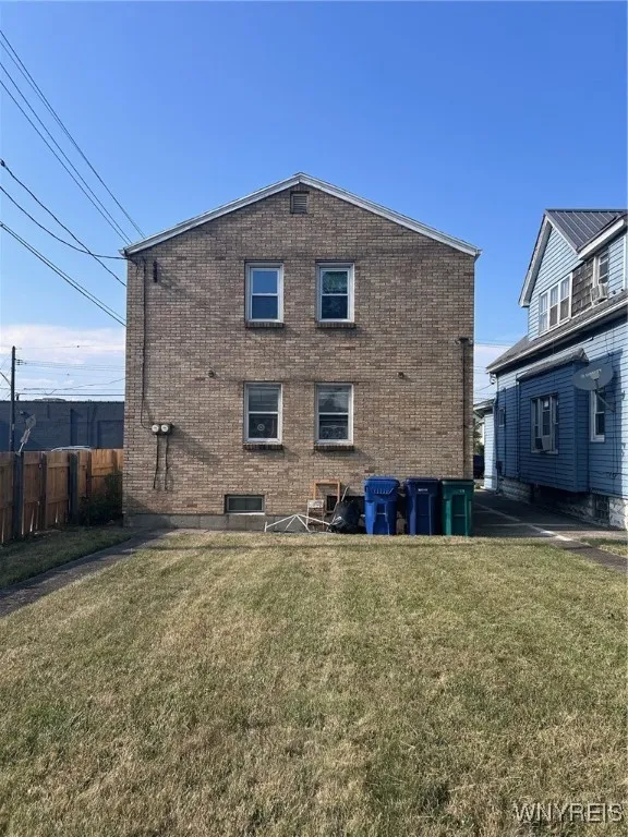 17 Proctor Avenue, Buffalo, New York 14215, Buffalo, New York 14215, 4 Bedrooms Bedrooms, ,2 BathroomsBathrooms,Residential,Closed,17 Proctor Avenue, Buffalo, New York 14215,0,B1630674
