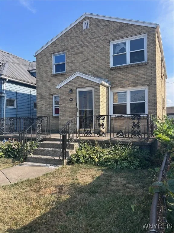 17 Proctor Avenue, Buffalo, New York 14215, Buffalo, New York 14215, 4 Bedrooms Bedrooms, ,2 BathroomsBathrooms,Residential,Closed,17 Proctor Avenue, Buffalo, New York 14215,0,B1630674