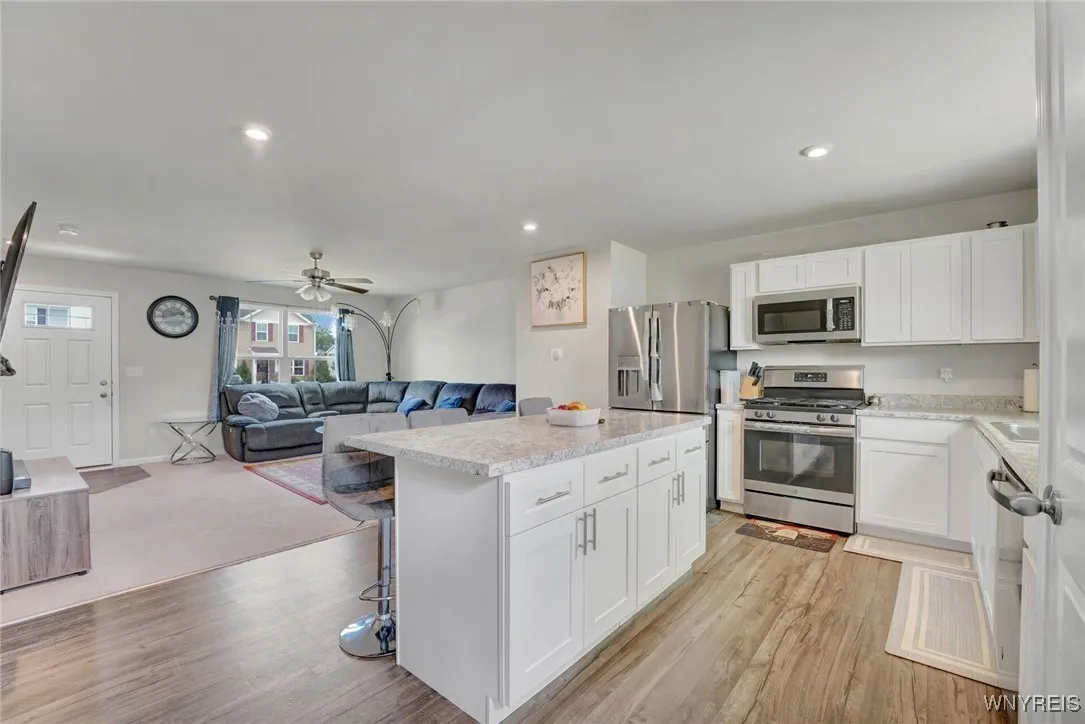 29 Aviano Way, Amherst, New York 14228, Amherst, New York 14228, 3 Bedrooms Bedrooms, 9 Rooms Rooms,2 BathroomsBathrooms,Residential,For Sale,29 Aviano Way, Amherst, New York 14228,B1626787