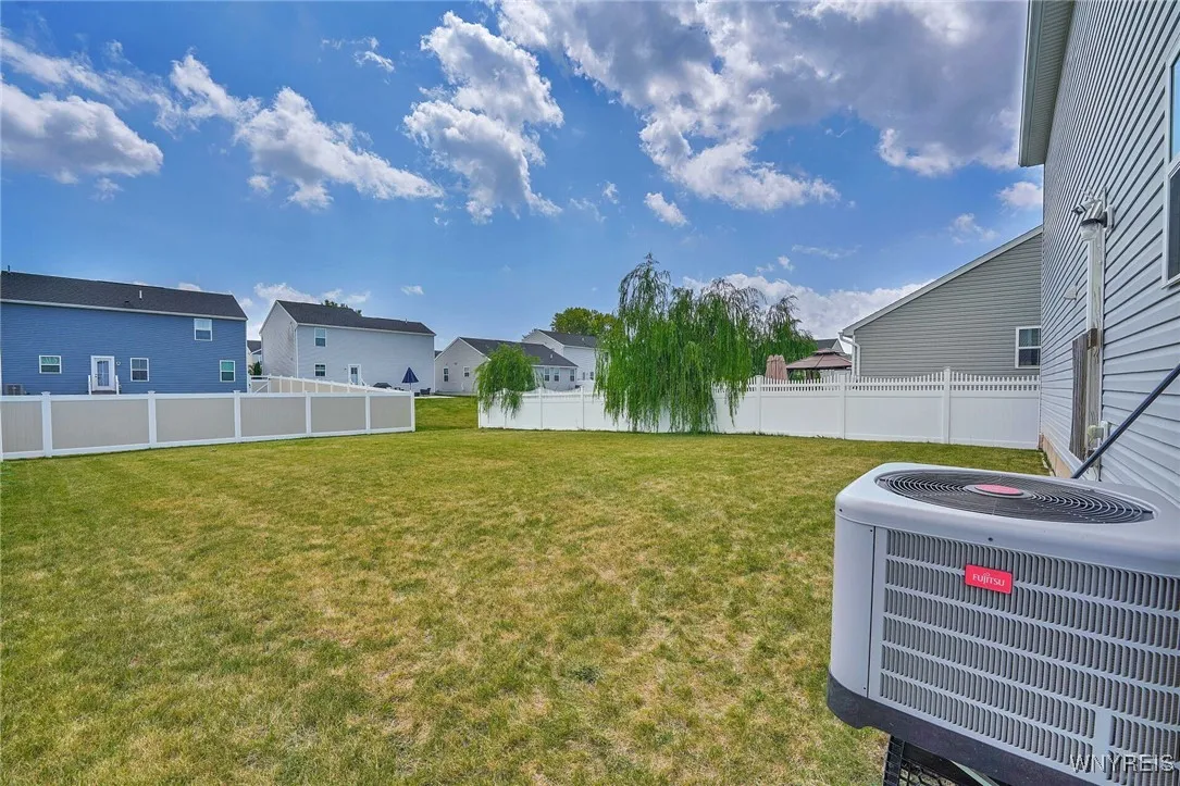 29 Aviano Way, Amherst, New York 14228, Amherst, New York 14228, 3 Bedrooms Bedrooms, 9 Rooms Rooms,2 BathroomsBathrooms,Residential,For Sale,29 Aviano Way, Amherst, New York 14228,B1626787