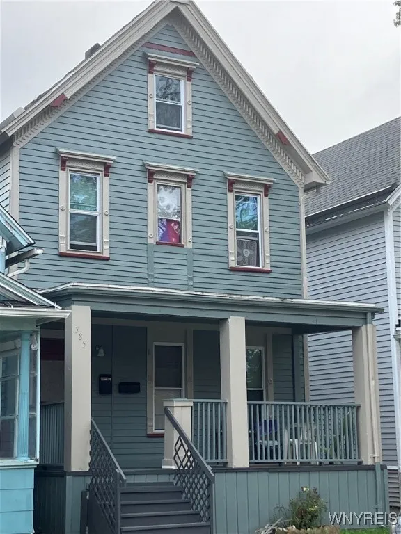 385 Auburn Avenue, Buffalo, New York 14213, Buffalo, New York 14213, 6 Bedrooms Bedrooms, ,2 BathroomsBathrooms,Residential,For Sale,385 Auburn Avenue, Buffalo, New York 14213,B1625658