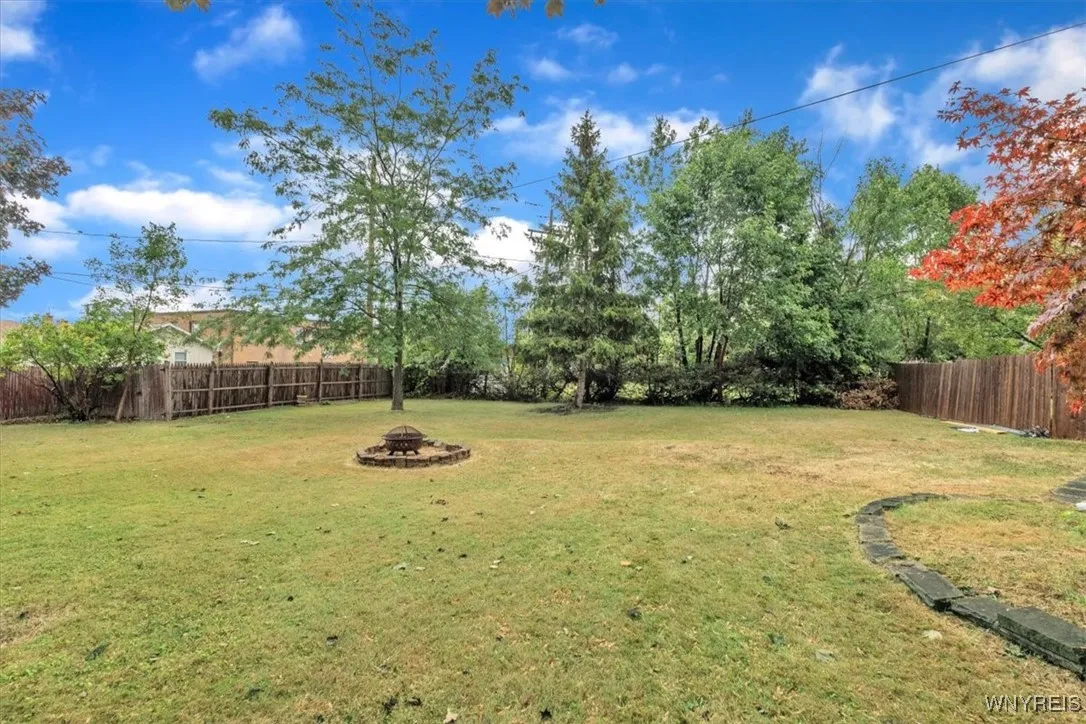 46 Chardon Drive, Cheektowaga, New York 14225, Cheektowaga, New York 14225, 4 Bedrooms Bedrooms, 7 Rooms Rooms,1 BathroomBathrooms,Residential,For Sale,46 Chardon Drive, Cheektowaga, New York 14225,B1629783