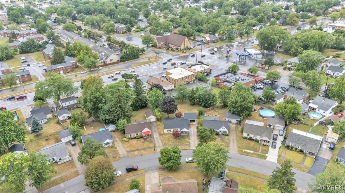 46 Chardon Drive, Cheektowaga, New York 14225, Cheektowaga, New York 14225, 4 Bedrooms Bedrooms, 7 Rooms Rooms,1 BathroomBathrooms,Residential,For Sale,46 Chardon Drive, Cheektowaga, New York 14225,B1629783