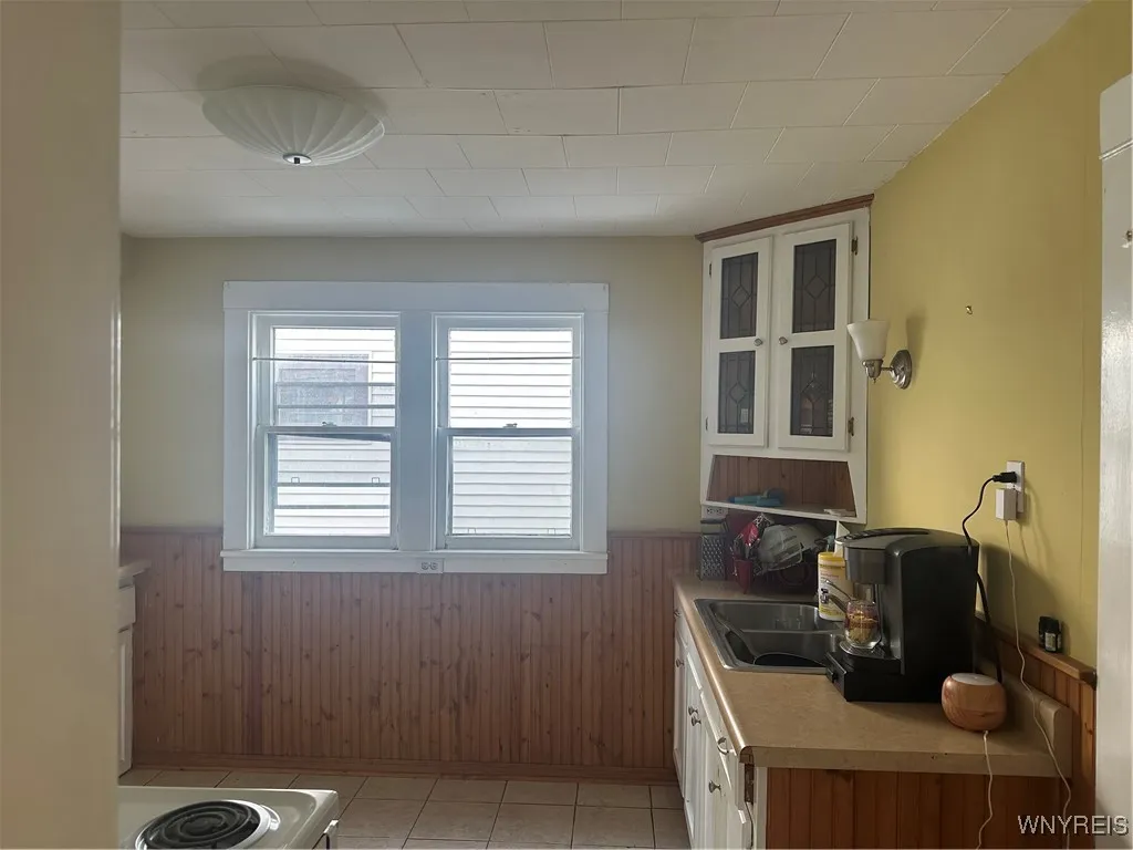 130 West Hazeltine Avenue, Tonawanda, New York 142, Tonawanda, New York 14217, 4 Bedrooms Bedrooms, ,2 BathroomsBathrooms,Residential,For Sale,130 West Hazeltine Avenue, Tonawanda, New York 142,B1630796