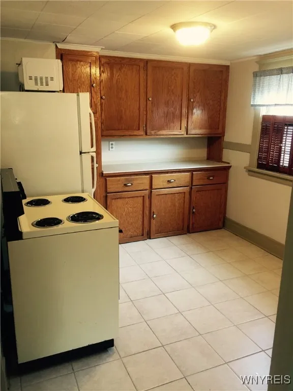 130 West Hazeltine Avenue, Tonawanda, New York 142, Tonawanda, New York 14217, 4 Bedrooms Bedrooms, ,2 BathroomsBathrooms,Residential,For Sale,130 West Hazeltine Avenue, Tonawanda, New York 142,B1630796