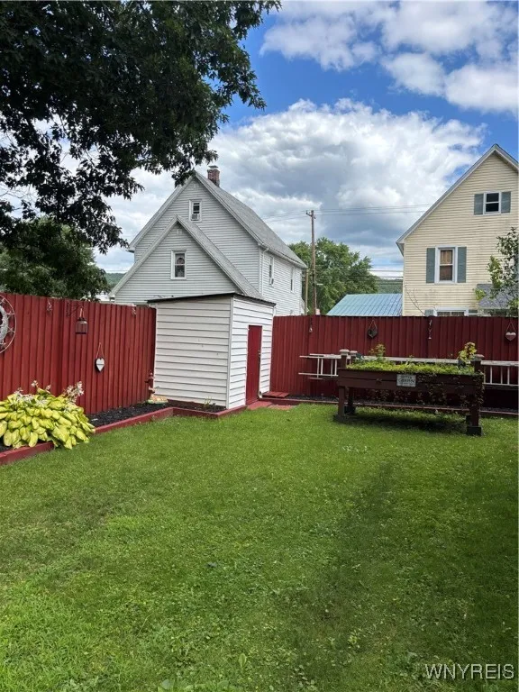 52 Linden Avenue, Salamanca, New York 14779, Salamanca, New York 14779, 4 Bedrooms Bedrooms, ,2 BathroomsBathrooms,Residential,For Sale,52 Linden Avenue, Salamanca, New York 14779,0,B1630826
