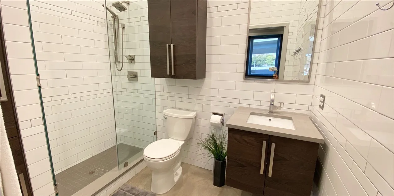 2 Griffith Street, Rochester, New York 14620, Rochester, New York 14620, 3 Bedrooms Bedrooms, 8 Rooms Rooms,3 BathroomsBathrooms,Residential,Closed,2 Griffith Street, Rochester, New York 14620,0,R1630682