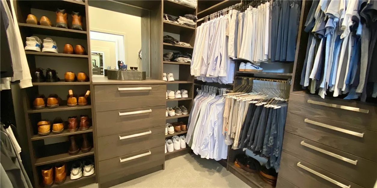 2 Griffith Street, Rochester, New York 14620, Rochester, New York 14620, 3 Bedrooms Bedrooms, 8 Rooms Rooms,3 BathroomsBathrooms,Residential,Closed,2 Griffith Street, Rochester, New York 14620,0,R1630682