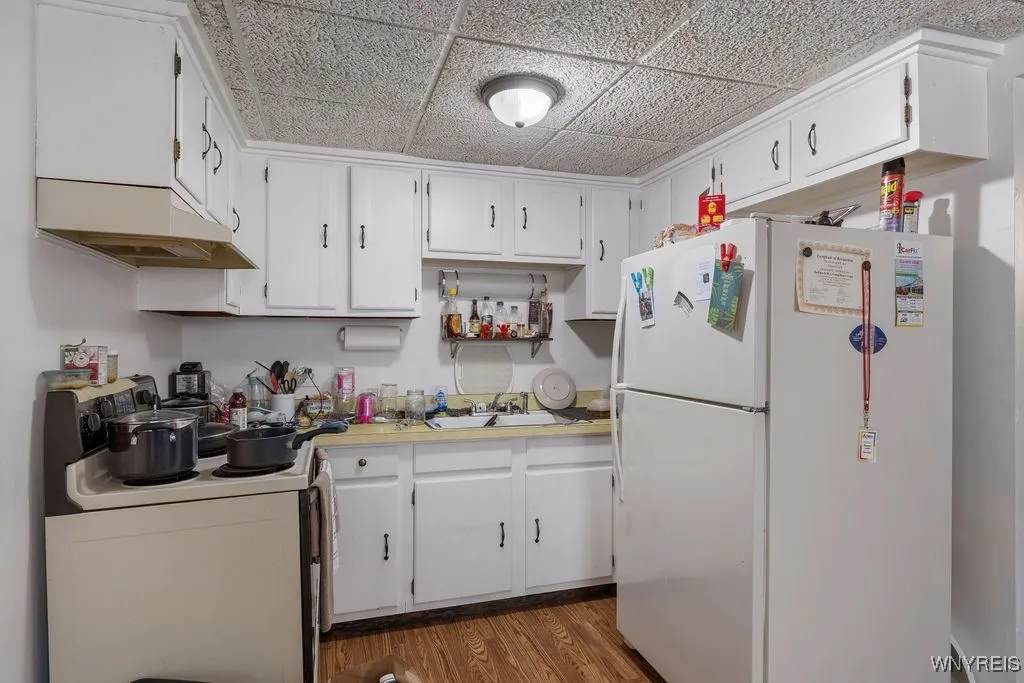 59 Mead Street, North Tonawanda, New York 14120, North Tonawanda, New York 14120, 8 Bedrooms Bedrooms, ,4 BathroomsBathrooms,Residential,Closed,59 Mead Street, North Tonawanda, New York 14120,0,B1630111