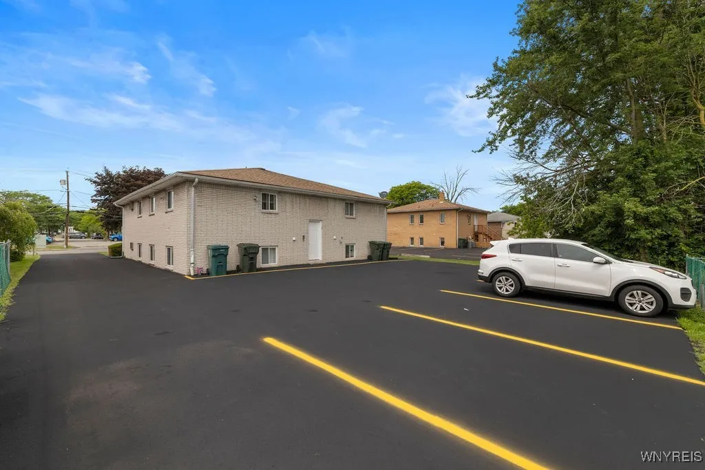 59 Mead Street, North Tonawanda, New York 14120, North Tonawanda, New York 14120, 8 Bedrooms Bedrooms, ,4 BathroomsBathrooms,Residential,Closed,59 Mead Street, North Tonawanda, New York 14120,0,B1630111