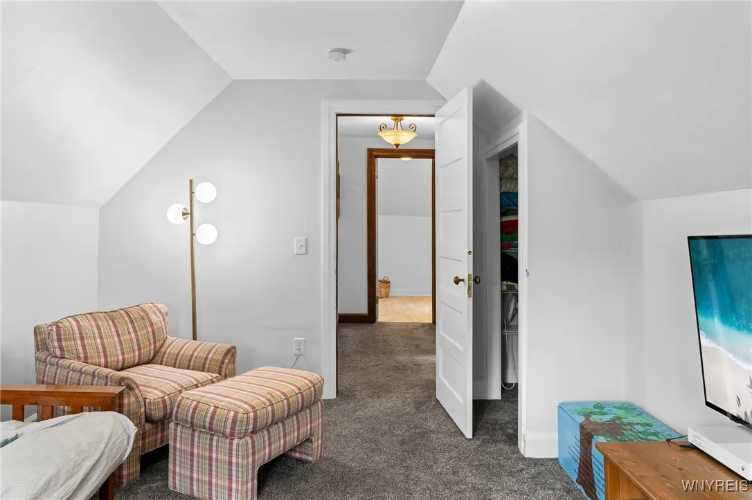 334 Baynes Street, Buffalo, New York 14213, Buffalo, New York 14213, 5 Bedrooms Bedrooms, 14 Rooms Rooms,2 BathroomsBathrooms,Residential,For Sale,334 Baynes Street, Buffalo, New York 14213,0,B1630784