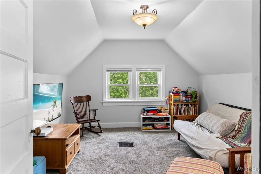 334 Baynes Street, Buffalo, New York 14213, Buffalo, New York 14213, 5 Bedrooms Bedrooms, 14 Rooms Rooms,2 BathroomsBathrooms,Residential,For Sale,334 Baynes Street, Buffalo, New York 14213,0,B1630784